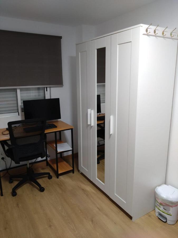 Room As A Service - El Mejor En El Centro De Malaga Málaga Exterior foto